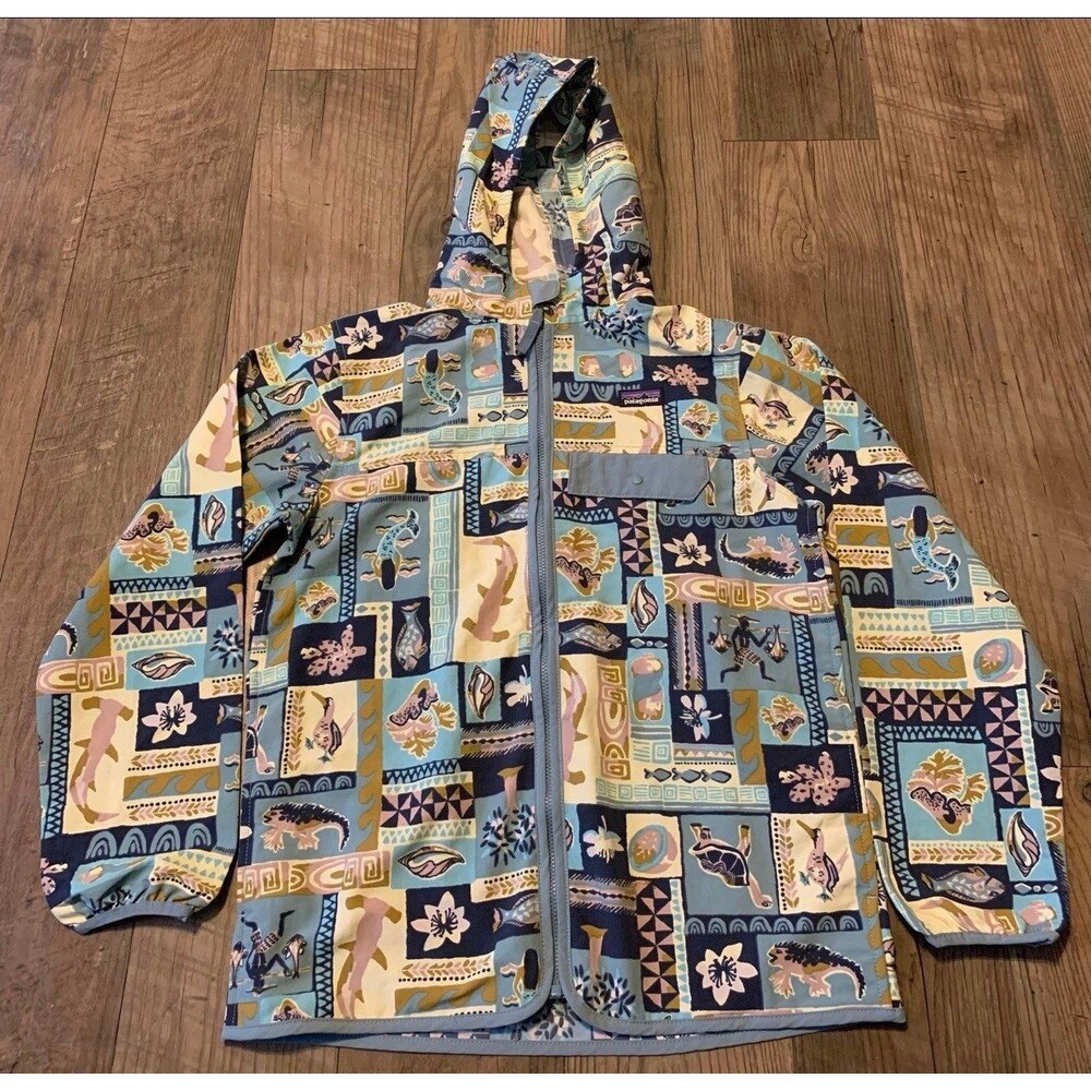 Patagonia Light Jacket Size XL (14)Youth Unisex Full Zip New without Tags.